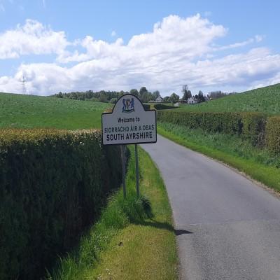 Gaelic boundary sign 400 x 400 Gaelic boundary sign 400 x 400